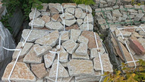 Плитняк гранитный галтованный купить в Лесном