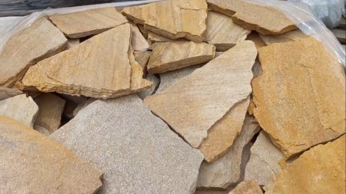 Плитняк златолит жёлтый для цоколя купить в Лесном