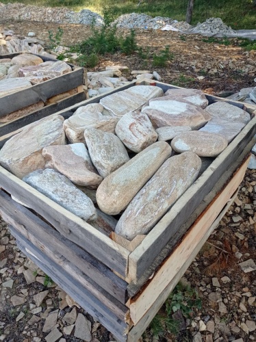 Златолит жёлтый, жёлто-зелёный глыбки и валуны для ланшафтного дизайна купить в Лесном