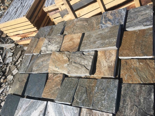 Плитка пилёная златолит Уральский для цоколя, отмостки купить в Лесном