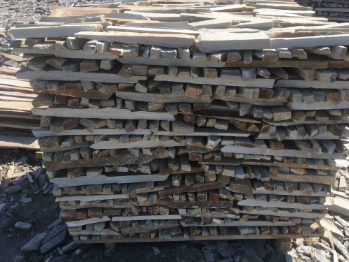 Горбушка златолит золотистый для облицовки купить в Лесном