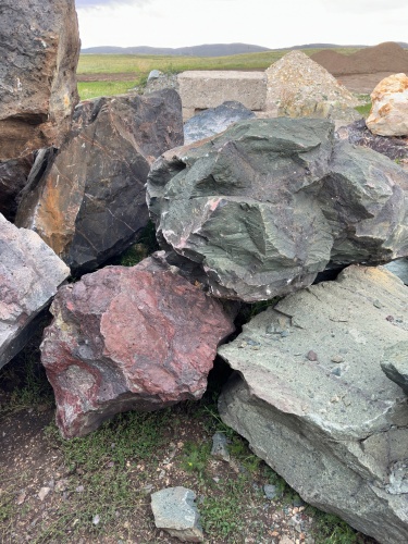 Камни для ландшафтного дизайна зелёные 10-60 килограмм купить в Лесном