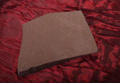 Плитняк лемезит бордовый для цоколя 1,5-2 см купить в Лесном