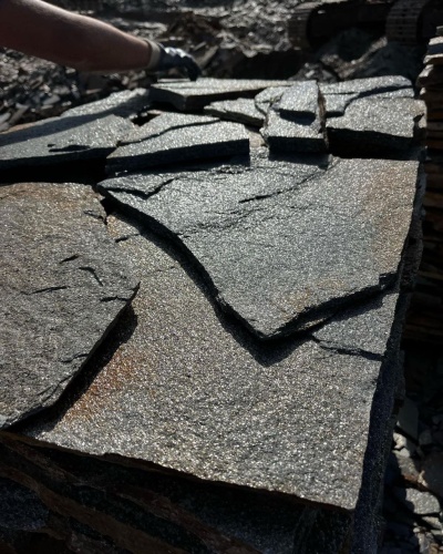 Плитняк златолит серебристый для фасада купить в Лесном