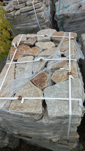 Плитняк галтованный гранитный для ландшафтного дизайна купить в Лесном