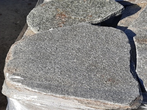 Златолит серебристый галтованный для цоколя купить в Лесном